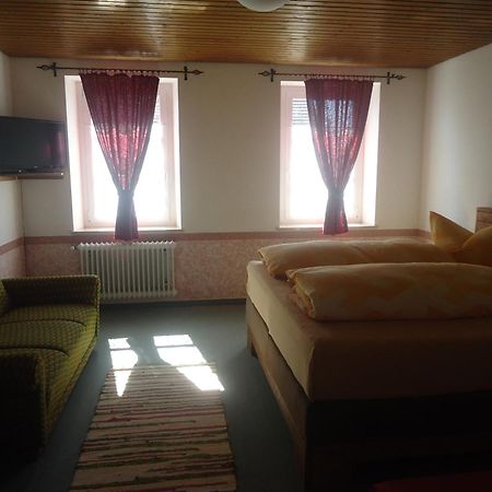 Hotel Boarding House Hohenwart Fuchstal Oda fotoğraf
