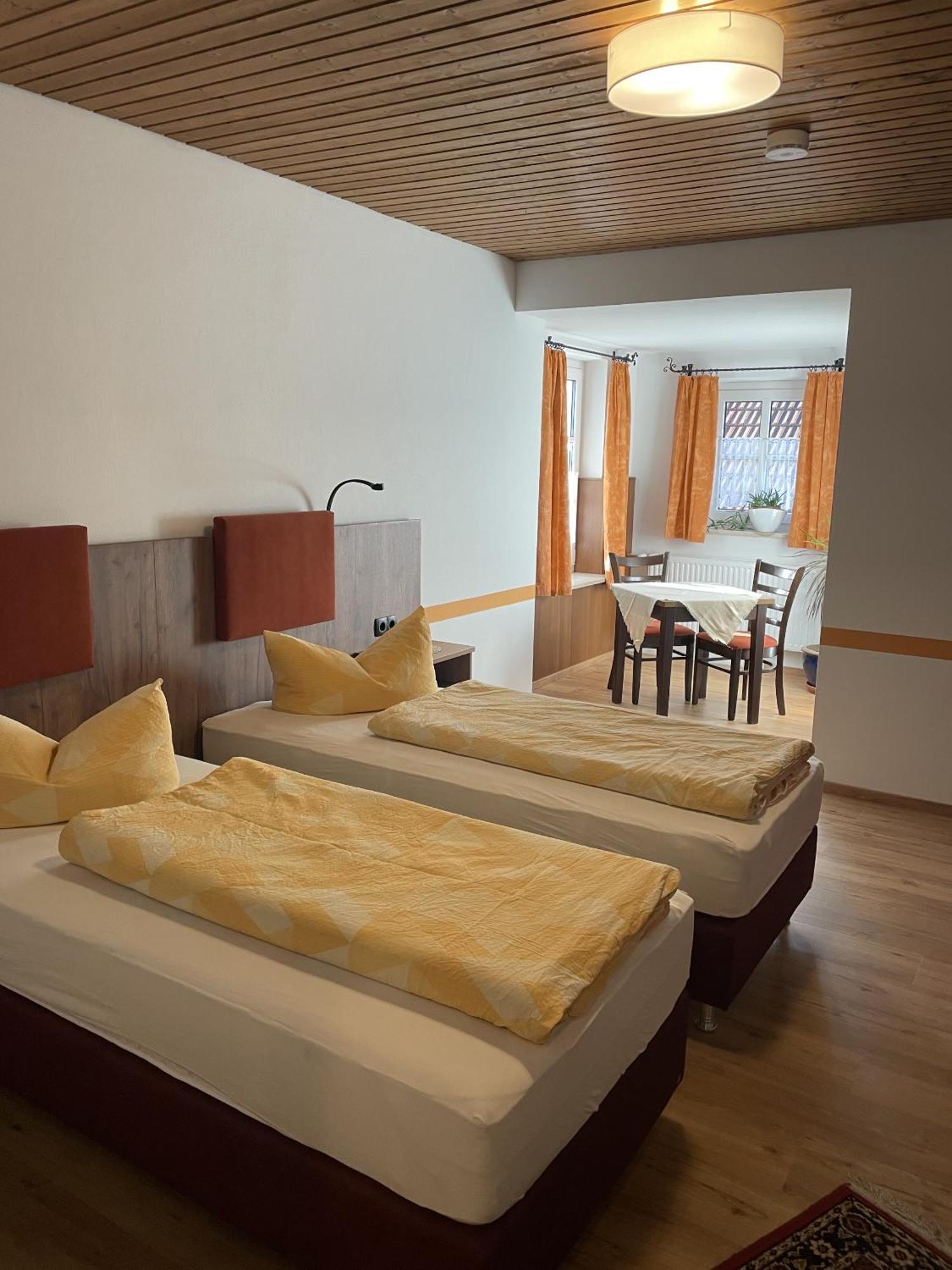 Hotel Boarding House Hohenwart Fuchstal Oda fotoğraf